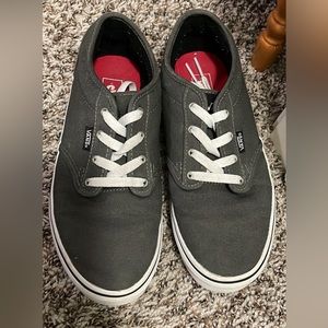 Youth size 7 vans